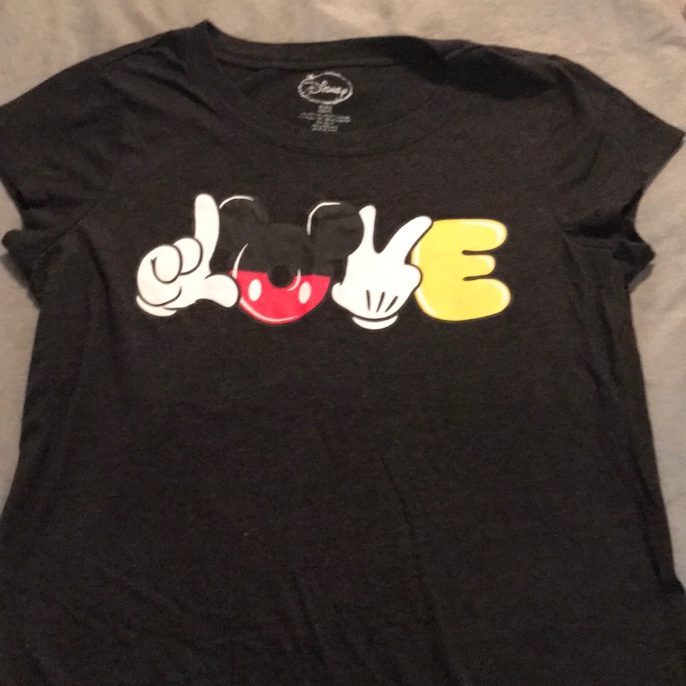 Disney tee shirt